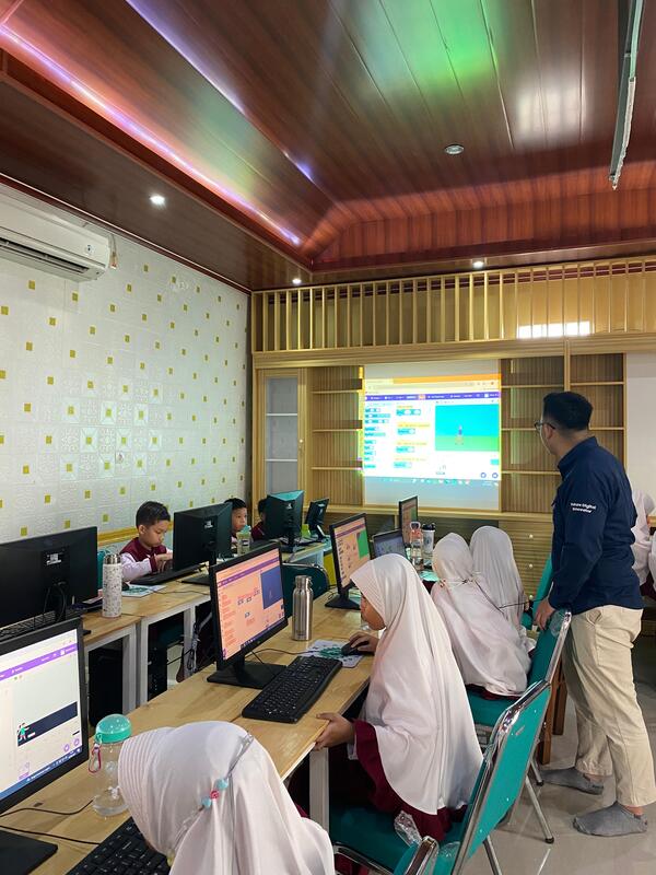 Ekstrakurikuler Coding